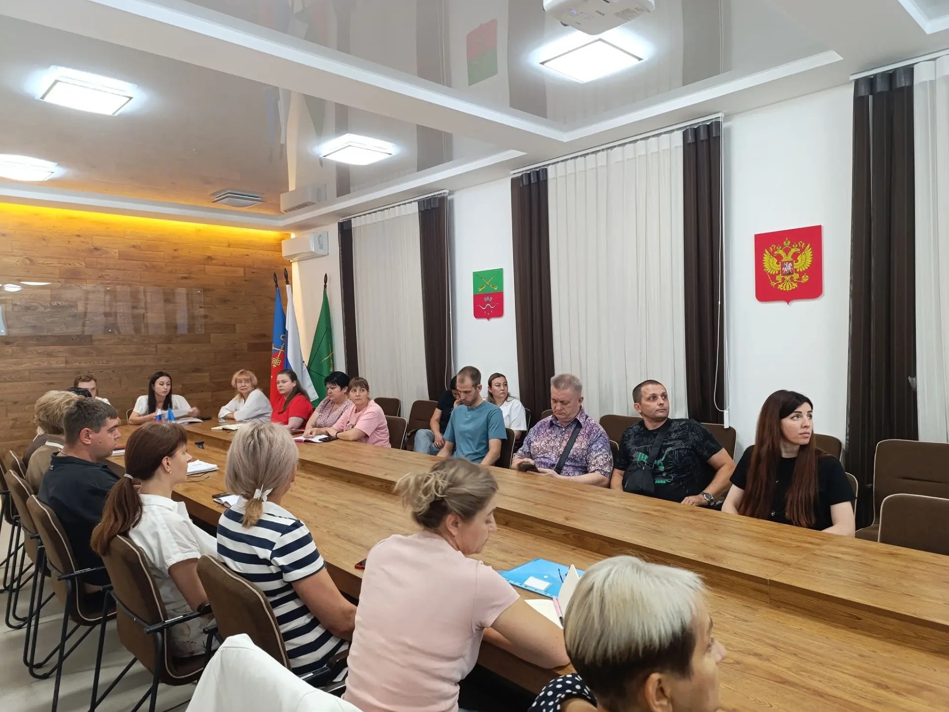 В Администрации Васильевского МО прошло мероприятие по организации работы по противодействию коррупции..