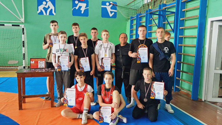 В пгт. Черниговка прошло спортивное мероприятие, посвященное памяти И.В. Дубинина и Великой Победе. В пгт. Черниговка прошло спортивное мероприятие, посвященное памяти И.В. Дубинина и Великой Победе.